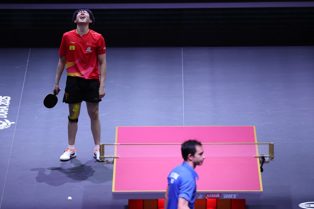 自从他踏入 自从他踏入