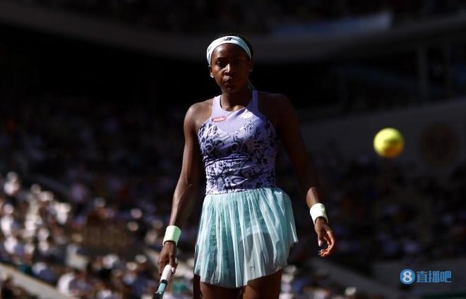 用脚法化解 用脚法化解