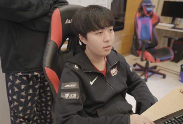 推动体育事 推动体育事